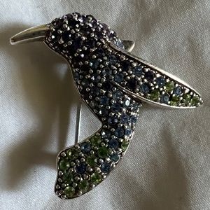 Monet signed hummingbird brooch